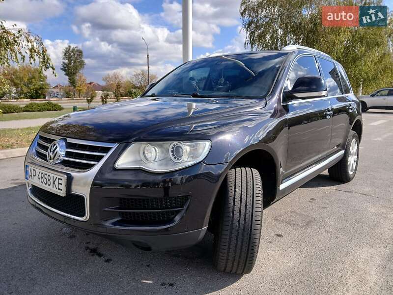 Позашляховик / Кросовер Volkswagen Touareg 2007 в Запоріжжі