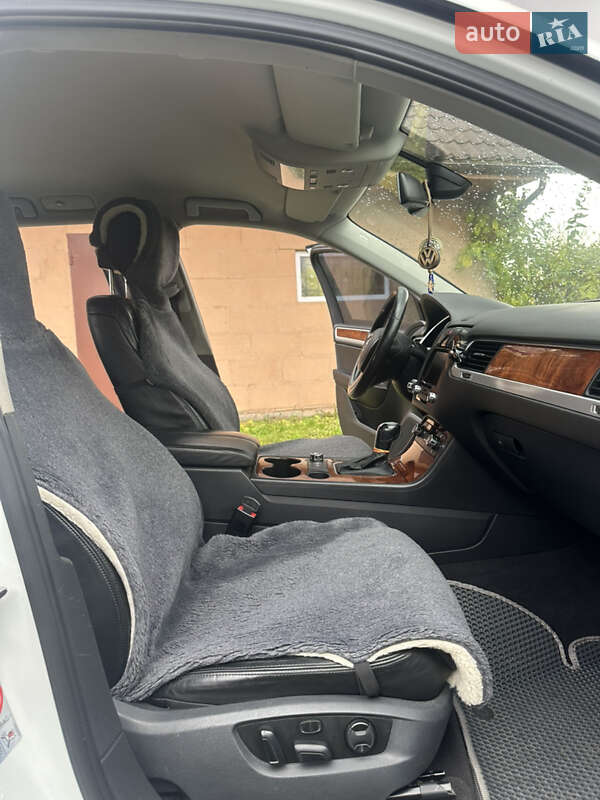 Внедорожник / Кроссовер Volkswagen Touareg 2012 в Чернигове фото 9 Внедорожник / Кроссовер Volkswagen Touareg 2012 в Чернигове