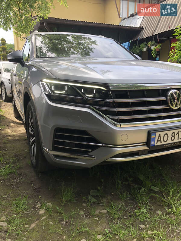 Внедорожник / Кроссовер Volkswagen Touareg 2018 в Тячеве фото 9 Внедорожник / Кроссовер Volkswagen Touareg 2018 в Тячеве