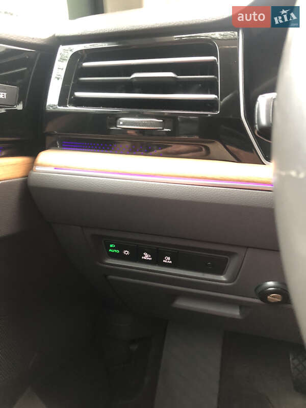 Внедорожник / Кроссовер Volkswagen Touareg 2018 в Тячеве фото 24 Внедорожник / Кроссовер Volkswagen Touareg 2018 в Тячеве