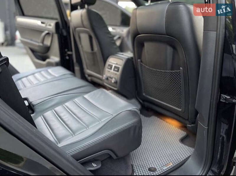 Позашляховик / Кросовер Volkswagen Touareg 2012 в Дніпрі фото 10 Позашляховик / Кросовер Volkswagen Touareg 2012 в Дніпрі