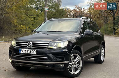 Позашляховик / Кросовер Volkswagen Touareg 2014 в Києві