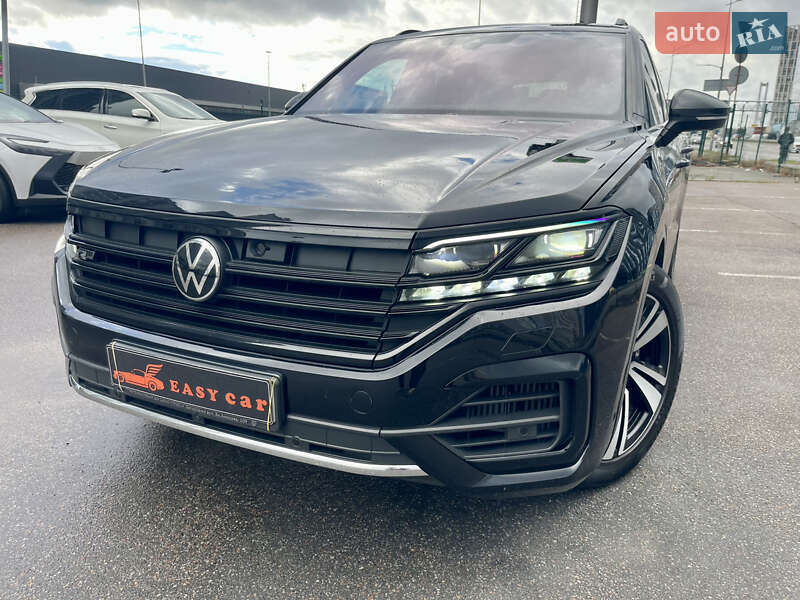 Позашляховик / Кросовер Volkswagen Touareg 2020 в Києві фото 18 Позашляховик / Кросовер Volkswagen Touareg 2020 в Києві