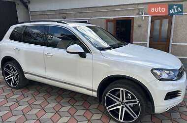 Позашляховик / Кросовер Volkswagen Touareg 2013 в Снятині