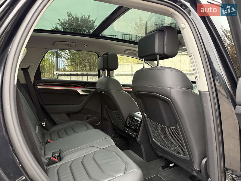 Внедорожник / Кроссовер Volkswagen Touareg 2022 в Ровно фото 60 Внедорожник / Кроссовер Volkswagen Touareg 2022 в Ровно