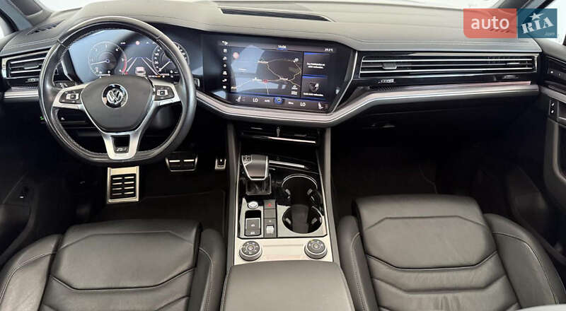 Позашляховик / Кросовер Volkswagen Touareg 2019 в Кам'янець-Подільському фото 6 Позашляховик / Кросовер Volkswagen Touareg 2019 в Кам'янець-Подільському