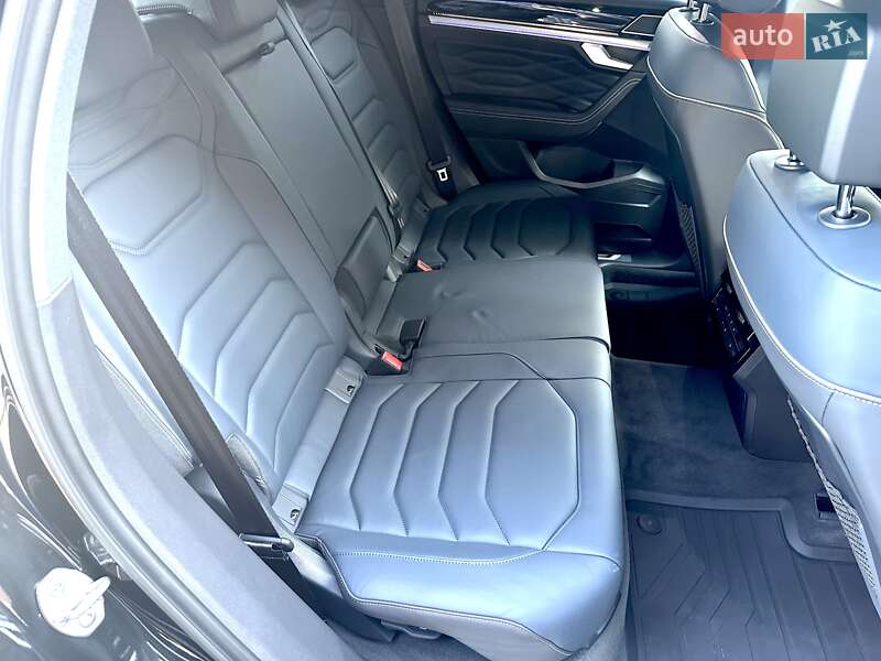 Внедорожник / Кроссовер Volkswagen Touareg 2025 в Днепре