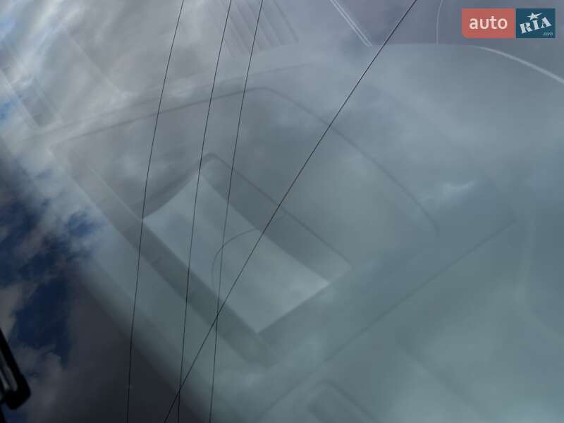 Позашляховик / Кросовер Volkswagen Touareg 2021 в Львові