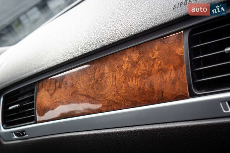 Внедорожник / Кроссовер Volkswagen Touareg 2013 в Нововолынске фото 35 Внедорожник / Кроссовер Volkswagen Touareg 2013 в Нововолынске