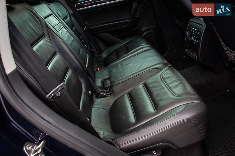 Внедорожник / Кроссовер Volkswagen Touareg 2013 в Нововолынске фото 39 Внедорожник / Кроссовер Volkswagen Touareg 2013 в Нововолынске