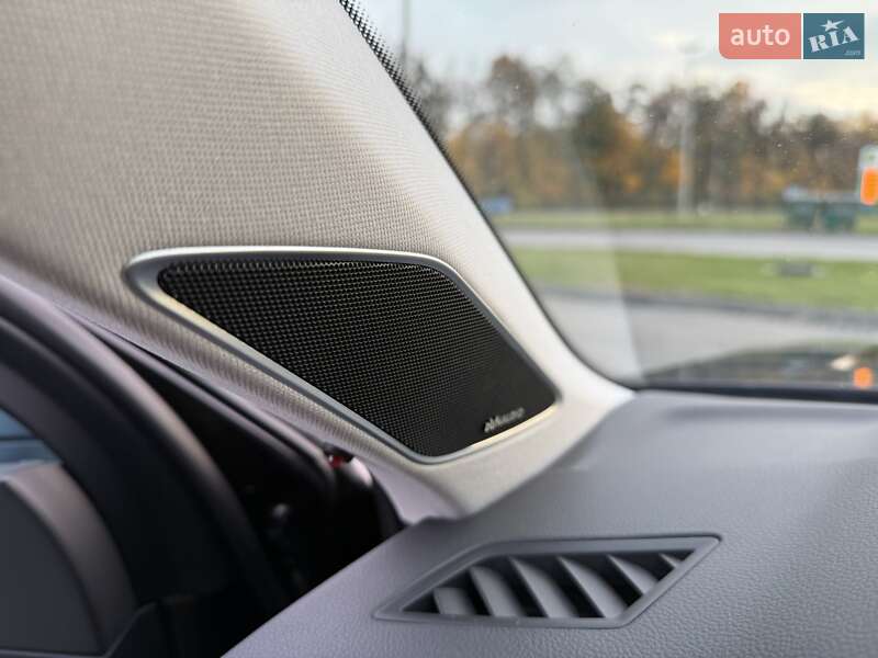 Внедорожник / Кроссовер Volkswagen Touareg 2018 в Радивилове