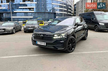 Внедорожник / Кроссовер Volkswagen Touareg 2023 в Киеве