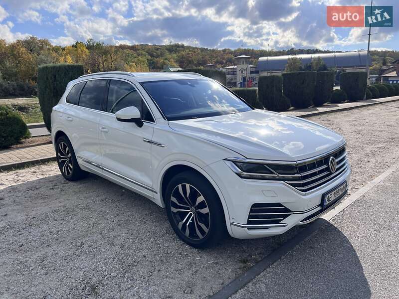 Внедорожник / Кроссовер Volkswagen Touareg 2018 в Днепре фото 14 Внедорожник / Кроссовер Volkswagen Touareg 2018 в Днепре