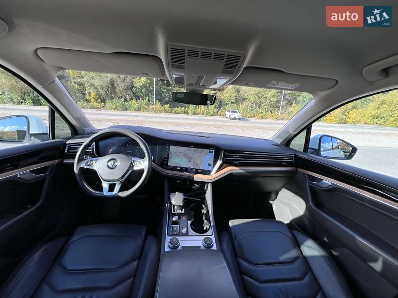 Внедорожник / Кроссовер Volkswagen Touareg 2018 в Днепре фото 24 Внедорожник / Кроссовер Volkswagen Touareg 2018 в Днепре