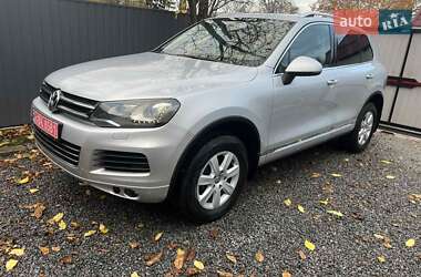 Позашляховик / Кросовер Volkswagen Touareg 2011 в Вінниці