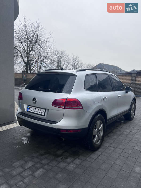 Внедорожник / Кроссовер Volkswagen Touareg 2011 в Тячеве фото 4 Внедорожник / Кроссовер Volkswagen Touareg 2011 в Тячеве