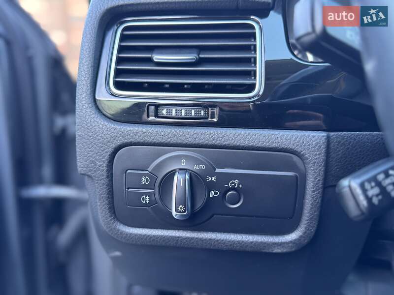 Внедорожник / Кроссовер Volkswagen Touareg 2015 в Виннице фото 25 Внедорожник / Кроссовер Volkswagen Touareg 2015 в Виннице