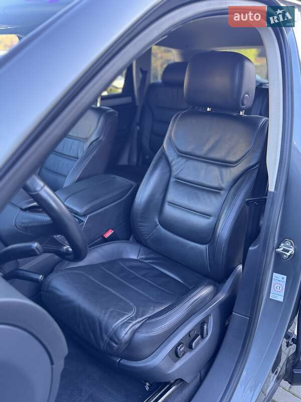 Внедорожник / Кроссовер Volkswagen Touareg 2015 в Виннице фото 28 Внедорожник / Кроссовер Volkswagen Touareg 2015 в Виннице