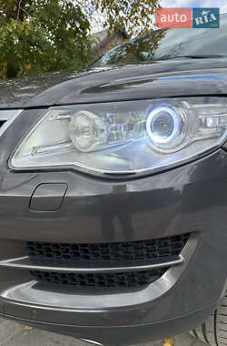 Позашляховик / Кросовер Volkswagen Touareg 2008 в Дніпрі