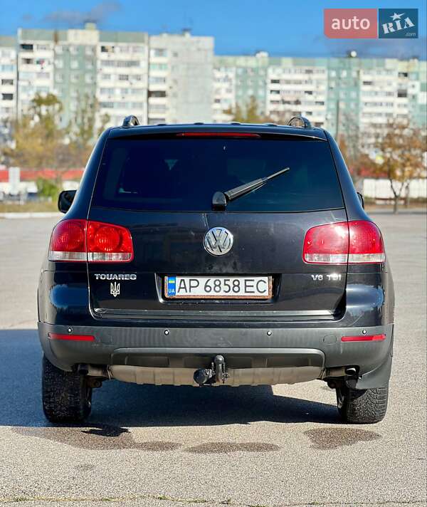 Внедорожник / Кроссовер Volkswagen Touareg 2006 в Запорожье