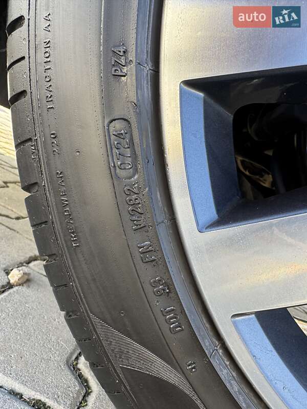 Внедорожник / Кроссовер Volkswagen Touareg 2020 в Черновцах