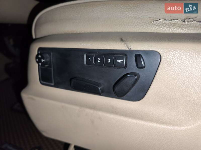 Внедорожник / Кроссовер Volkswagen Touareg 2005 в Львове фото 6 Внедорожник / Кроссовер Volkswagen Touareg 2005 в Львове