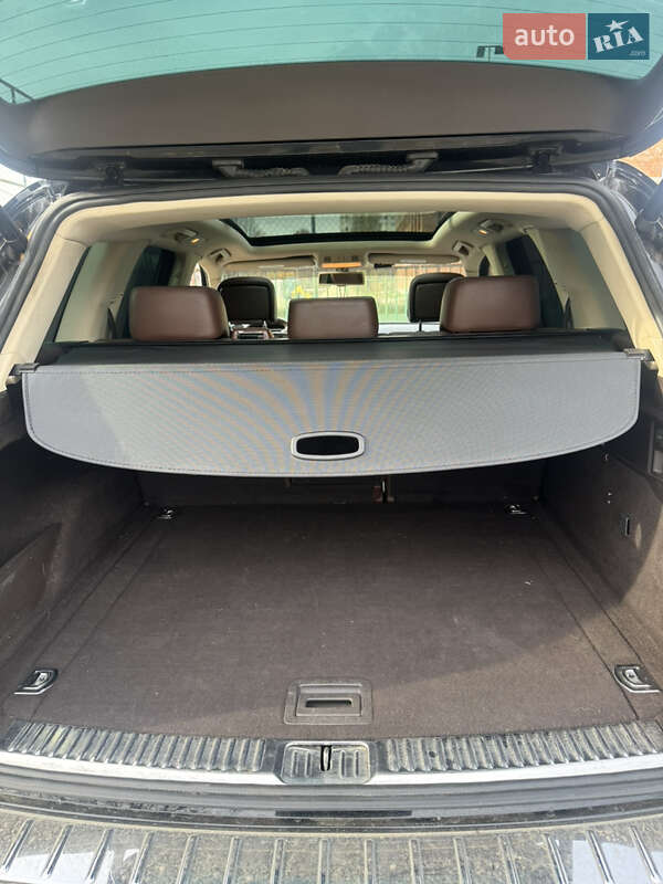 Внедорожник / Кроссовер Volkswagen Touareg 2011 в Ужгороде фото 5 Внедорожник / Кроссовер Volkswagen Touareg 2011 в Ужгороде