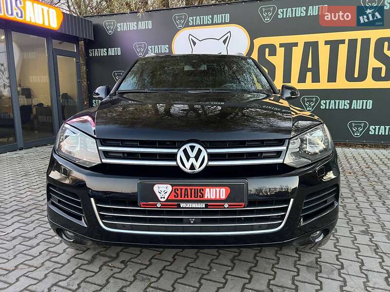 Внедорожник / Кроссовер Volkswagen Touareg 2010 в Хмельницком