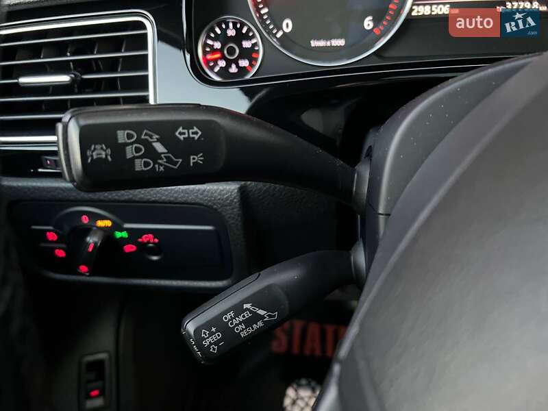 Внедорожник / Кроссовер Volkswagen Touareg 2010 в Хмельницком