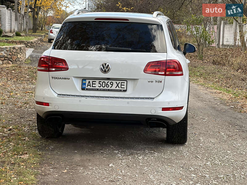 Внедорожник / Кроссовер Volkswagen Touareg 2014 в Днепре фото 9 Внедорожник / Кроссовер Volkswagen Touareg 2014 в Днепре