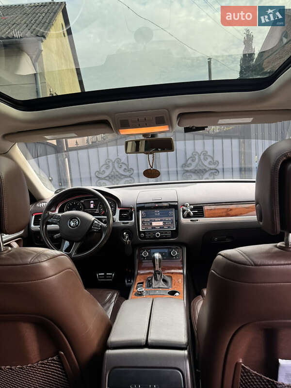 Внедорожник / Кроссовер Volkswagen Touareg 2011 в Ужгороде фото 56 Внедорожник / Кроссовер Volkswagen Touareg 2011 в Ужгороде