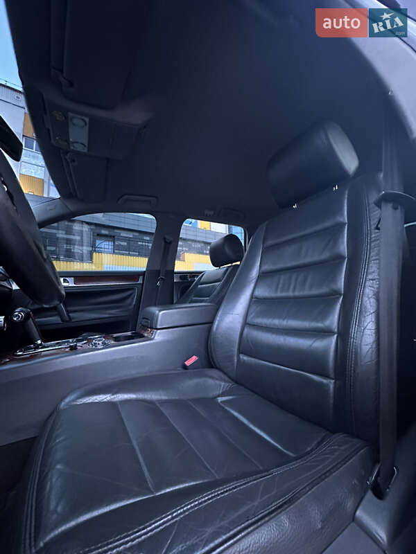 Позашляховик / Кросовер Volkswagen Touareg 2002 в Вінниці