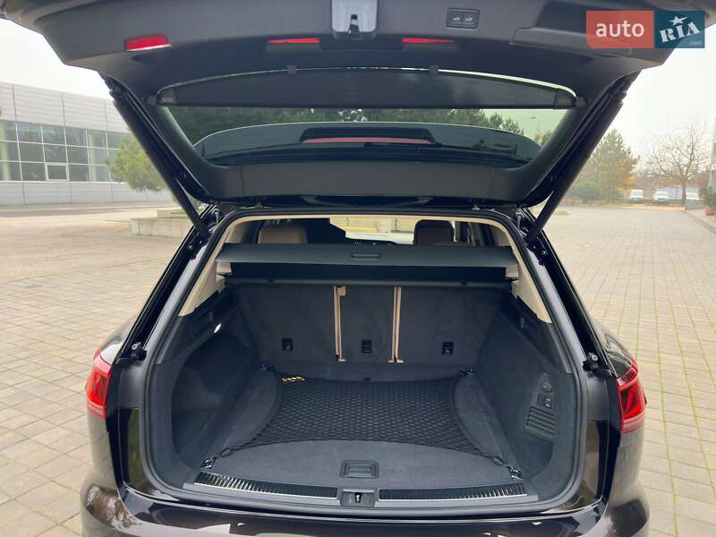 Внедорожник / Кроссовер Volkswagen Touareg 2024 в Кривом Роге