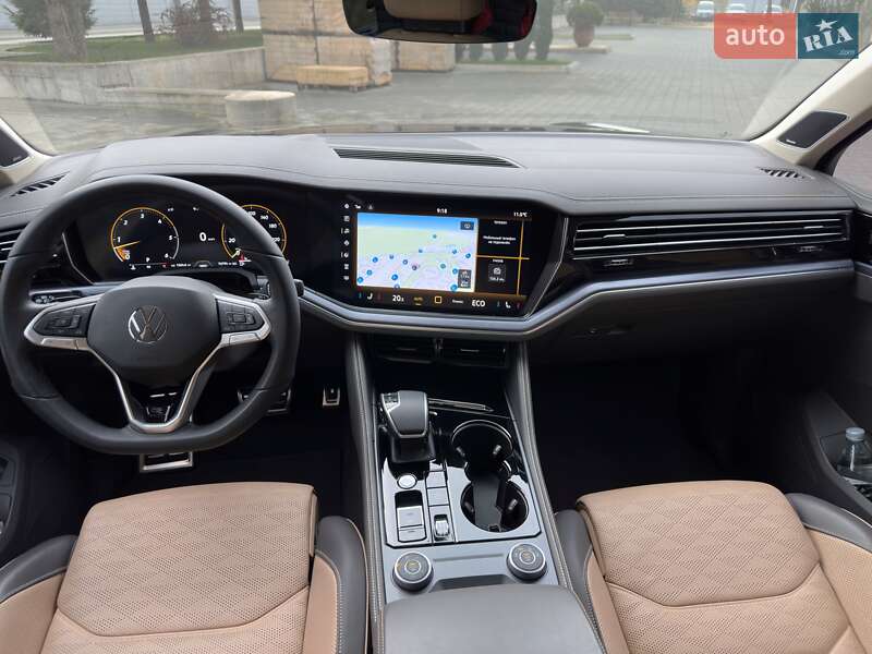 Внедорожник / Кроссовер Volkswagen Touareg 2024 в Кривом Роге
