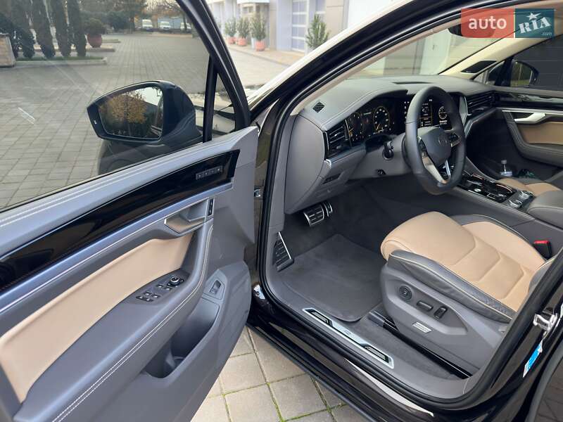 Внедорожник / Кроссовер Volkswagen Touareg 2024 в Кривом Роге