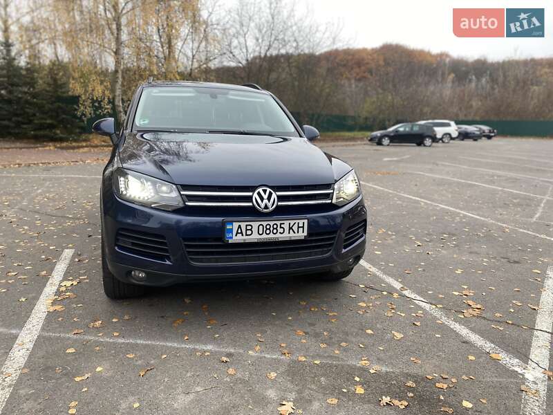 Позашляховик / Кросовер Volkswagen Touareg 2013 в Вінниці