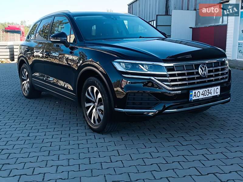 Позашляховик / Кросовер Volkswagen Touareg 2019 в Хусті фото 10 Позашляховик / Кросовер Volkswagen Touareg 2019 в Хусті