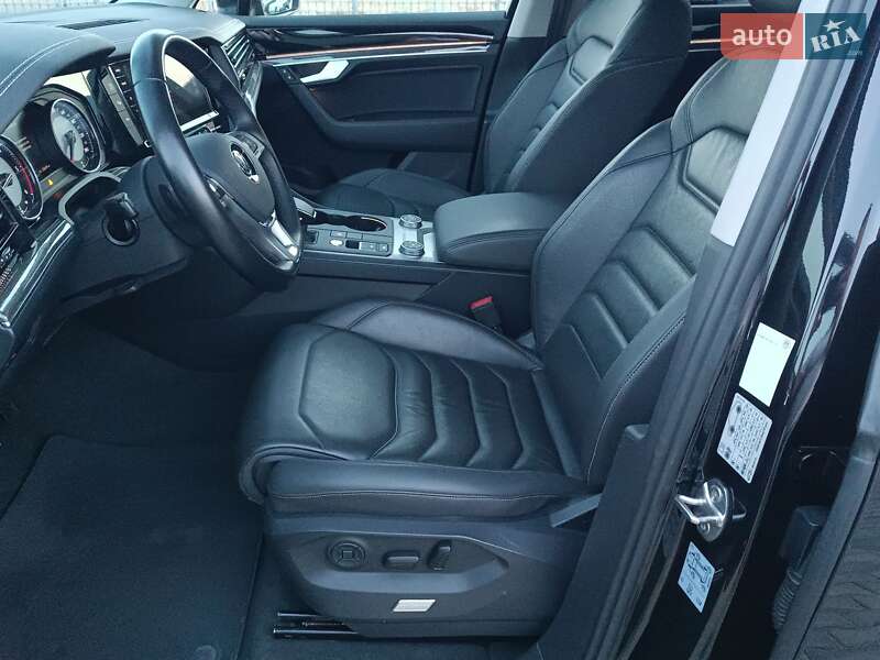 Позашляховик / Кросовер Volkswagen Touareg 2019 в Хусті фото 53 Позашляховик / Кросовер Volkswagen Touareg 2019 в Хусті