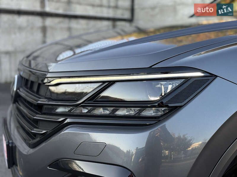 Внедорожник / Кроссовер Volkswagen Touareg 2021 в Ровно фото 23 Внедорожник / Кроссовер Volkswagen Touareg 2021 в Ровно