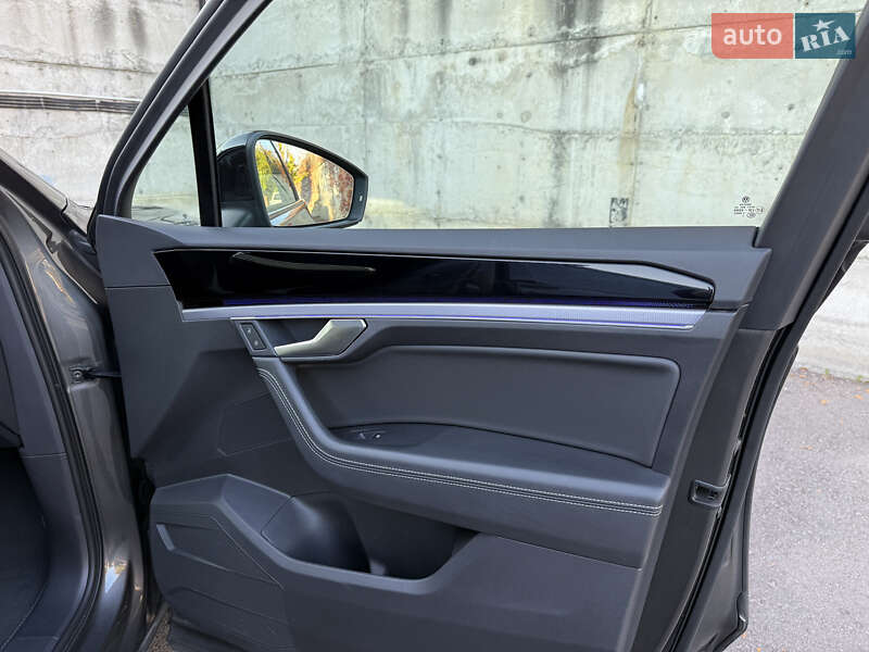 Внедорожник / Кроссовер Volkswagen Touareg 2021 в Ровно фото 33 Внедорожник / Кроссовер Volkswagen Touareg 2021 в Ровно