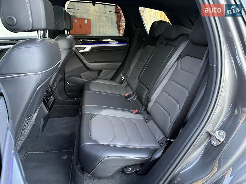 Внедорожник / Кроссовер Volkswagen Touareg 2021 в Ровно фото 68 Внедорожник / Кроссовер Volkswagen Touareg 2021 в Ровно