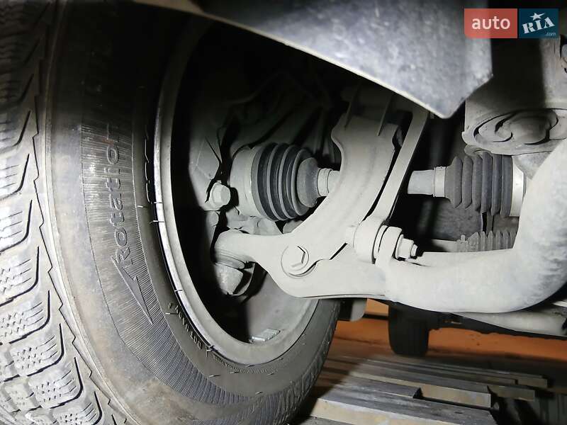 Внедорожник / Кроссовер Volkswagen Touareg 2012 в Одессе