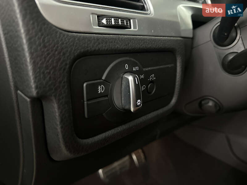 Позашляховик / Кросовер Volkswagen Touareg 2015 в Вінниці