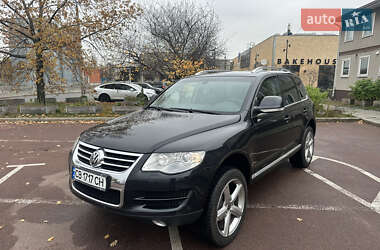 Внедорожник / Кроссовер Volkswagen Touareg 2008 в Киеве
