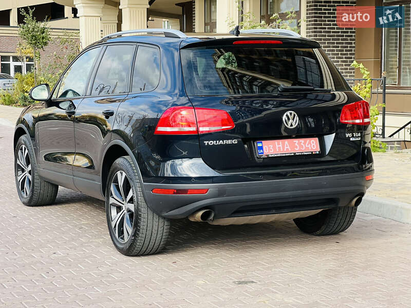 Внедорожник / Кроссовер Volkswagen Touareg 2016 в Киеве фото 12 Внедорожник / Кроссовер Volkswagen Touareg 2016 в Киеве