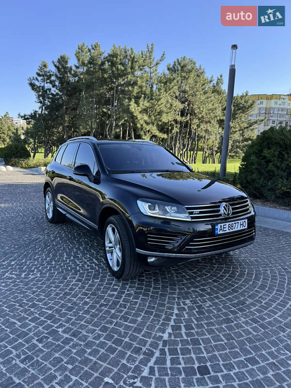 Позашляховик / Кросовер Volkswagen Touareg 2018 в Дніпрі фото 18 Позашляховик / Кросовер Volkswagen Touareg 2018 в Дніпрі
