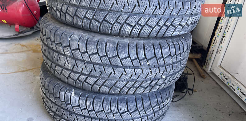 Внедорожник / Кроссовер Volkswagen Touareg 2004 в Львове фото 32 Внедорожник / Кроссовер Volkswagen Touareg 2004 в Львове