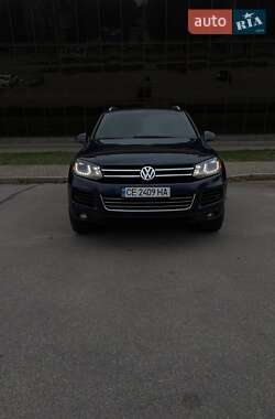 Внедорожник / Кроссовер Volkswagen Touareg 2013 в Запорожье