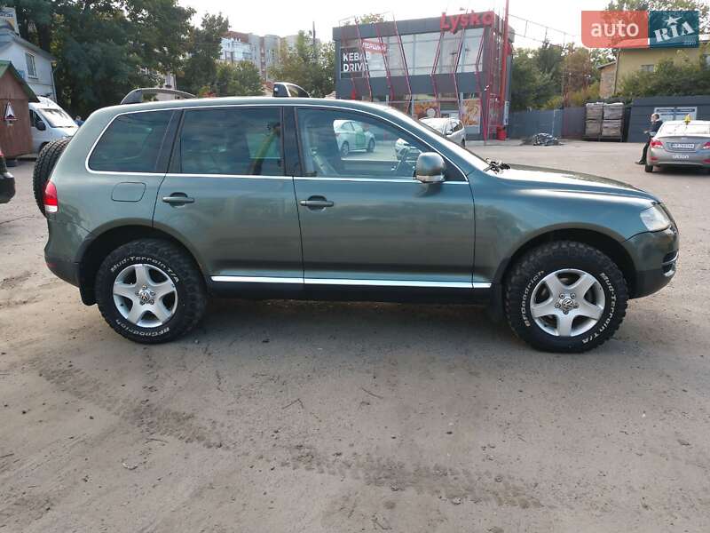 Внедорожник / Кроссовер Volkswagen Touareg 2006 в Львове