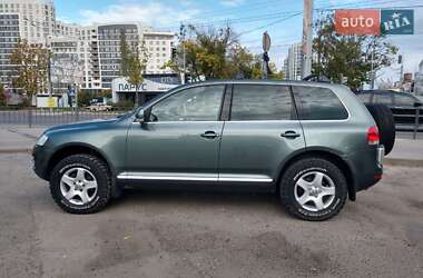 Внедорожник / Кроссовер Volkswagen Touareg 2006 в Львове